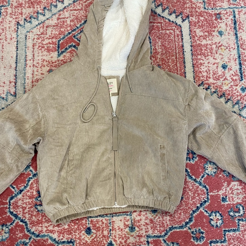 Corduroy hoodie jacket with fuzz in the inside. Size Medium
